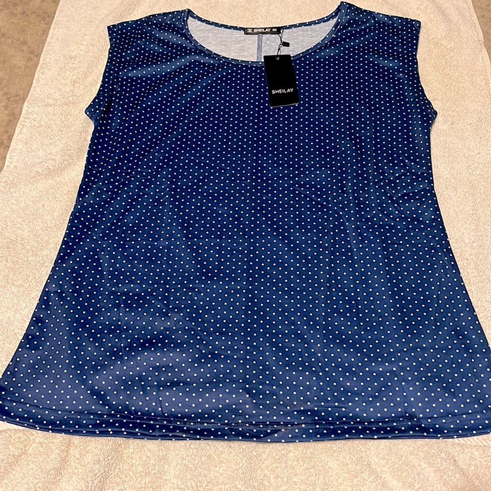 Womens sleeveless top